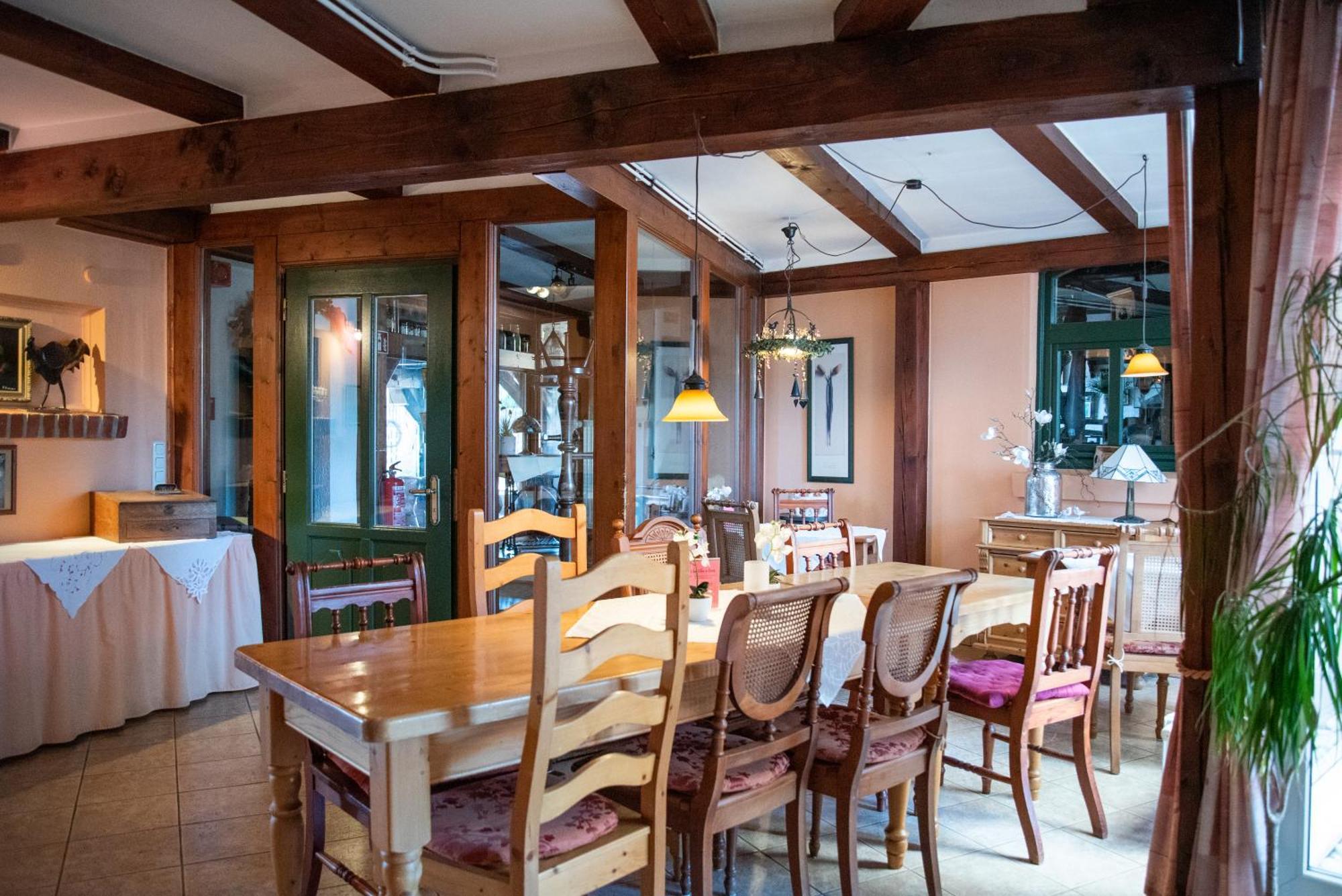 Mahlzeit - Hotel Brauhaus Weyhausen - Keramikstudio Экстерьер фото